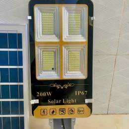 den-pha-nlmt-ban-chai-200w